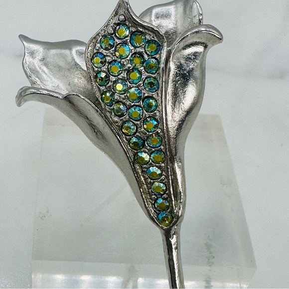 Vintage Cala Lilly Brooch Pin Blue Green AB Rhinestone Petals Yellow Gem Leaves - Picture 2 of 12